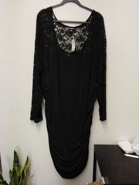 torrid Black Lace-Sleeve Long Sleeve Dress